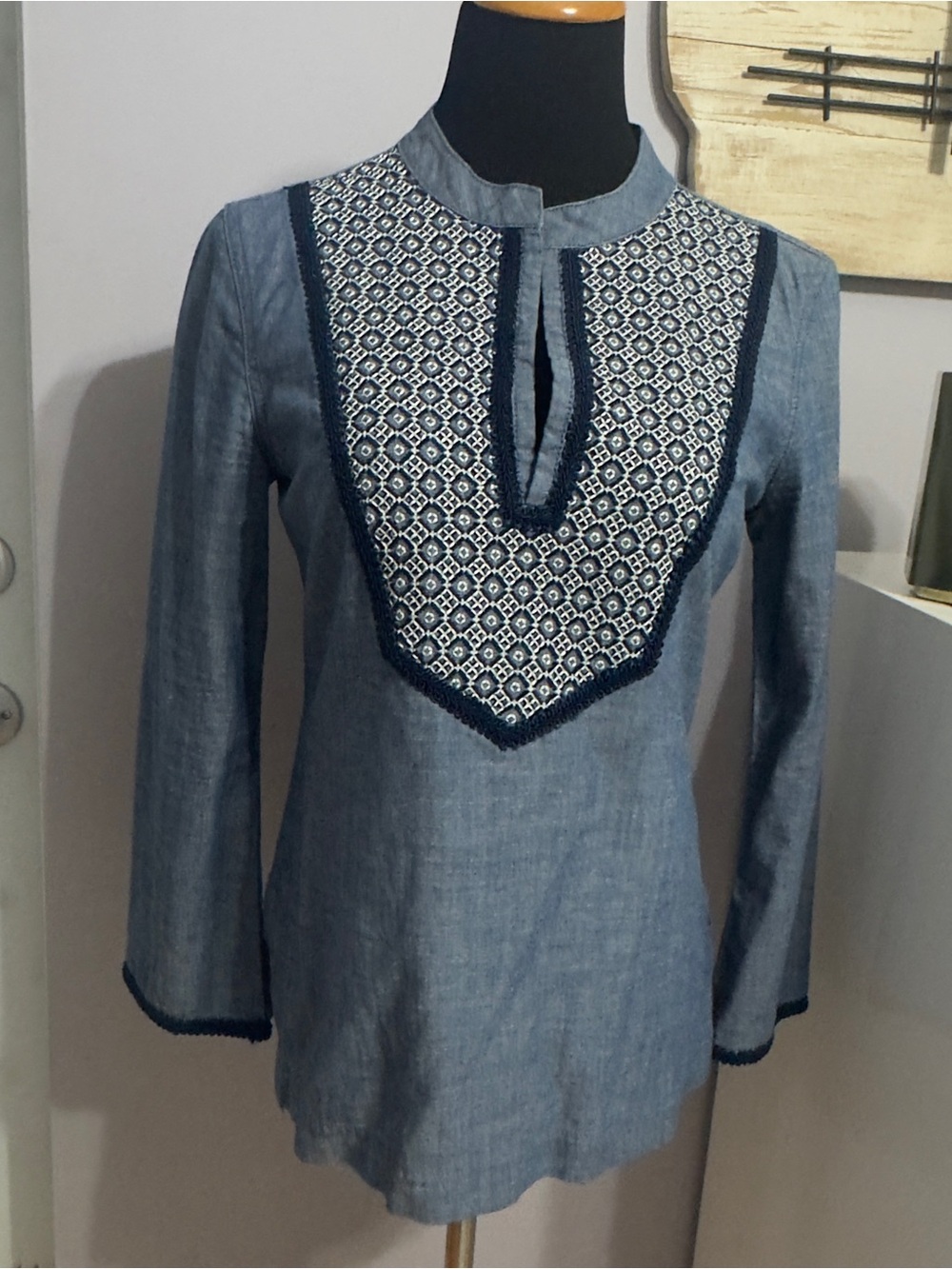 Tory Burch Women's Blue Chambray Embroidered Tunic Top Caftan Blouse Size S